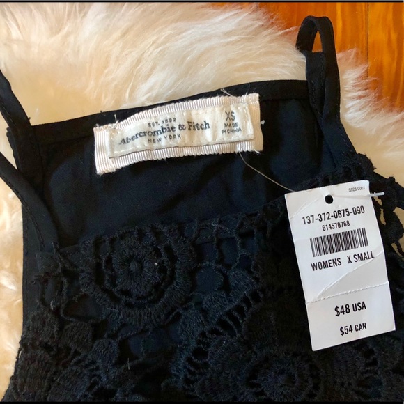 NWT Abercrombie and Fitch Crochet Crop Top - Picture 2 of 4